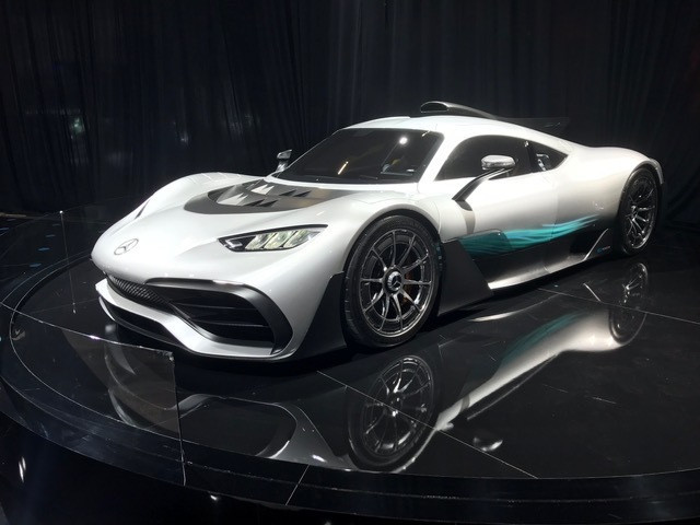 AMG One, um híbrido de R$ 10 milhões, o mais caro do salão